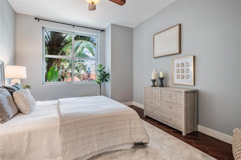 Condo in Tampa, Florida, 2 bedrooms  № 1801436 - photo 18