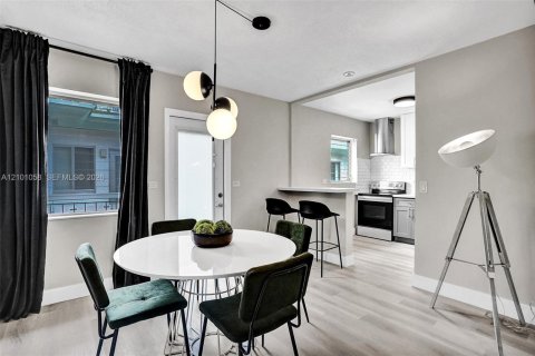 Apartment in Miami Beach, Florida 2 bedrooms, 92.9 sq.m. № 2401323 - photo 10