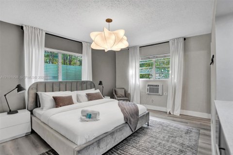 Apartment in Miami Beach, Florida 2 bedrooms, 92.9 sq.m. № 2401323 - photo 26