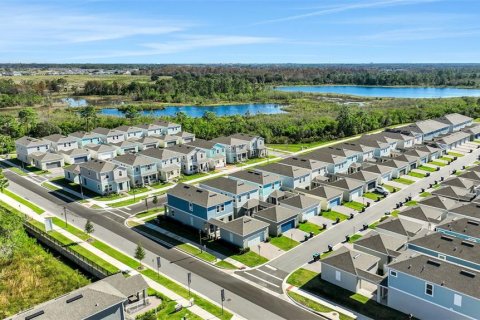 Adosado en venta en Winter Garden, Florida, 3 dormitorios, 152.73 m2 № 2387533 - foto 30