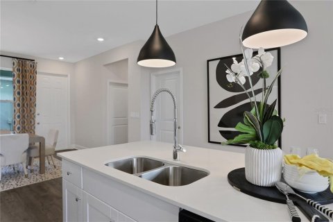 Adosado en venta en Winter Garden, Florida, 3 dormitorios, 152.73 m2 № 2387533 - foto 8