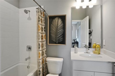 Adosado en venta en Winter Garden, Florida, 3 dormitorios, 152.73 m2 № 2387533 - foto 21