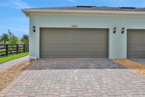 Adosado en venta en Winter Garden, Florida, 3 dormitorios, 152.73 m2 № 2387533 - foto 24