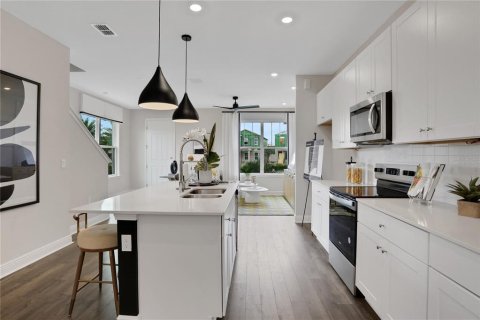 Adosado en venta en Winter Garden, Florida, 3 dormitorios, 152.73 m2 № 2387533 - foto 7
