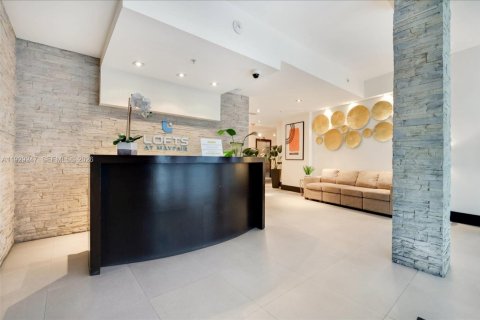 Купить кондоминиум в Майами, Флорида 1 спальня, 73.39м2, № 1999319 - фото 2