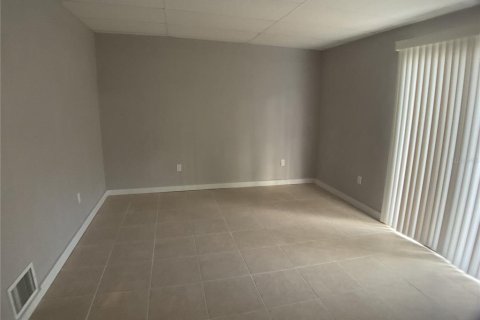 Villa ou maison à vendre à Arcadia, Floride: 3 chambres, 150.69 m2 № 2208932 - photo 13