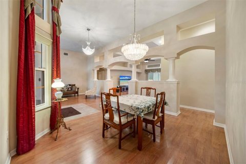 House in Tampa, Florida 4 bedrooms, 249.26 sq.m. № 1844924 - photo 8