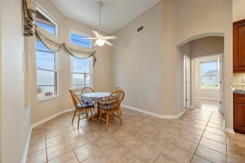 House in Tampa, Florida 4 bedrooms, 249.26 sq.m. № 1844924 - photo 23