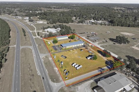 Immobilier commercial à Williston, Floride 459.87 m2 № 2128469