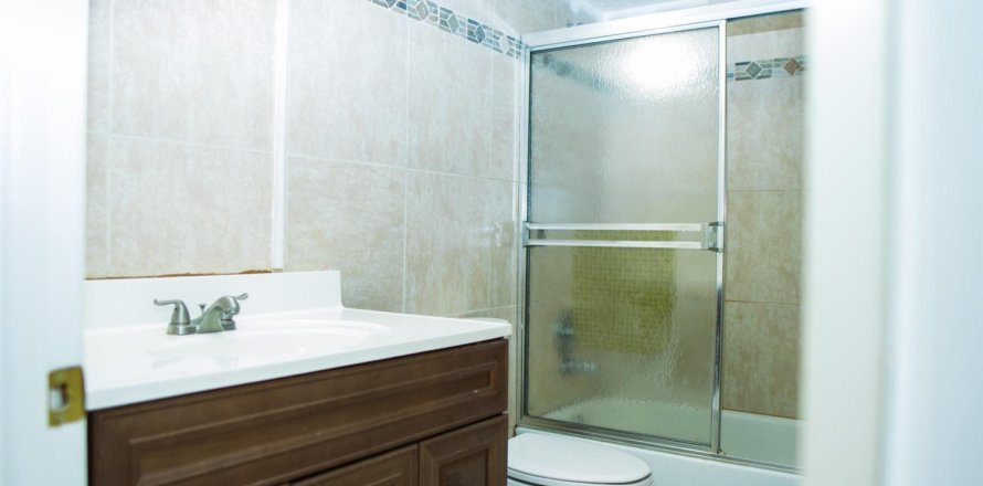 Condo à Margate, Floride, 2 chambres  № 1058822