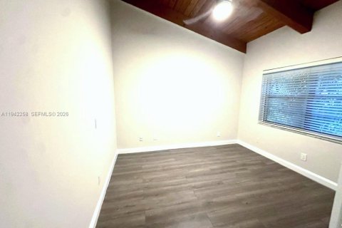 Touwnhouse à louer à Hallandale Beach, Floride: 2 chambres, 156.08 m2 № 2001300 - photo 14