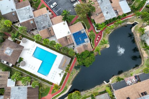 Touwnhouse à Hallandale Beach, Floride 2 chambres, 156.08 m2 № 2001300