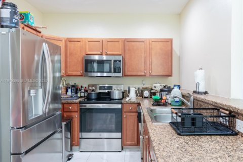 Townhouse in Homestead, Florida 3 bedrooms, 130.25 sq.m. № 2044663 - photo 5