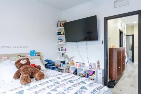 Townhouse in Homestead, Florida 3 bedrooms, 130.25 sq.m. № 2044663 - photo 19