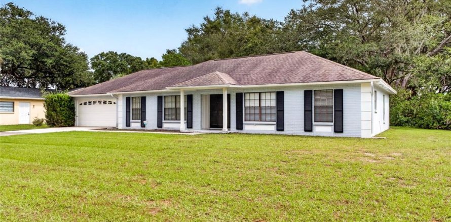 Villa ou maison à Tampa, Floride 3 chambres, 150.69 m2 № 2426034