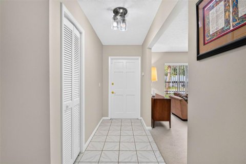 Villa ou maison à vendre à Tampa, Floride: 3 chambres, 150.69 m2 № 2426034 - photo 4