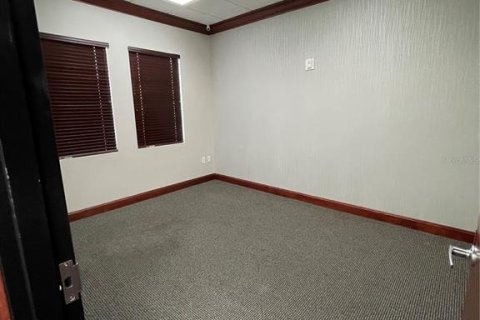 Propiedad comercial en alquiler en Orlando, Florida, 107.77 m2 № 1777288 - foto 13