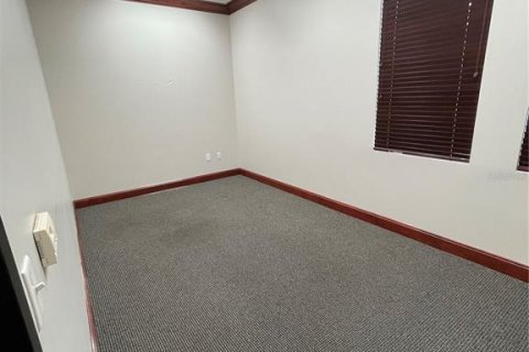 Propiedad comercial en alquiler en Orlando, Florida, 107.77 m2 № 1777288 - foto 11