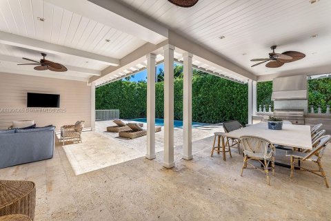 Casa en venta en Miami Beach, Florida, 4 dormitorios, 494.15 m2 № 1970686 - foto 7