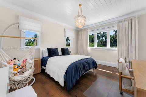 Casa en venta en Miami Beach, Florida, 4 dormitorios, 494.15 m2 № 1970686 - foto 22
