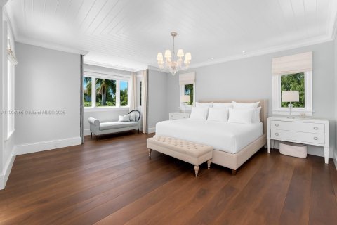 Casa en venta en Miami Beach, Florida, 4 dormitorios, 494.15 m2 № 1970686 - foto 16