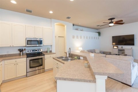 Casa en venta en Brandon, Florida, 3 dormitorios, 180.51 m2 № 1827946 - foto 17
