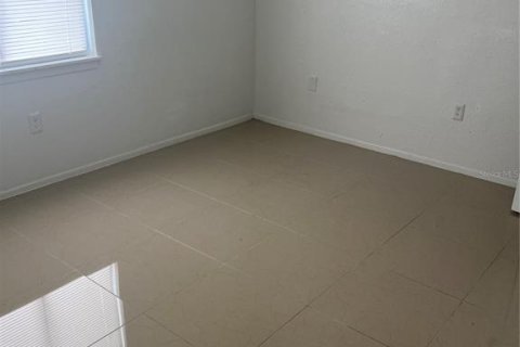 Condo in Orlando, Florida, 2 bedrooms  № 2403567 - photo 8