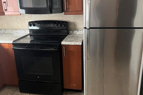 Condo in Orlando, Florida, 2 bedrooms  № 2403567 - photo 6