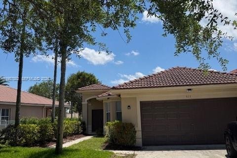 Villa ou maison à Weston, Floride 3 chambres, 144.18 m2 № 2068513