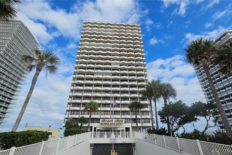 Condo in Daytona Beach, Florida, 2 bedrooms  № 2092848