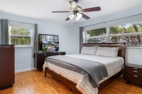 Condominio en venta en Lauderdale Lakes, Florida, 2 dormitorios, 87.7 m2 № 2020762 - foto 6