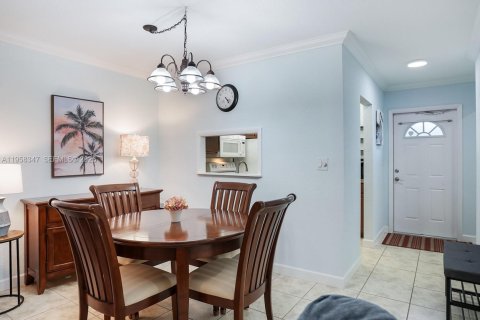 Condominio en venta en Lauderdale Lakes, Florida, 2 dormitorios, 87.7 m2 № 2020762 - foto 18