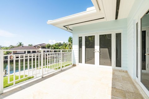 Купить виллу или дом в Корал-Гейблс, Флорида 4 спальни, 275.73м2, № 1974881 - фото 22