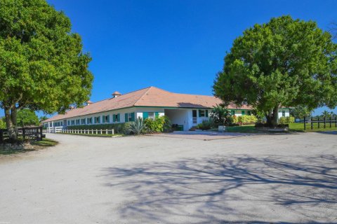 Villa ou maison à vendre à Wellington, Floride: 6 chambres, 111.48 m2 № 2146826 - photo 2