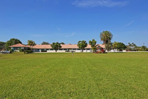 Villa ou maison à vendre à Wellington, Floride: 6 chambres, 111.48 m2 № 2146826 - photo 13