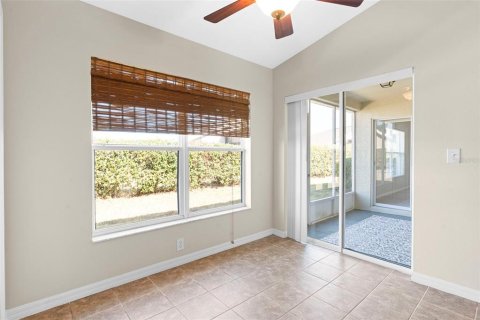 House in San Antonio, Florida 2 bedrooms, 138.33 sq.m. № 2131970 - photo 17