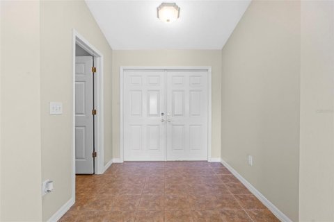 House in San Antonio, Florida 2 bedrooms, 138.33 sq.m. № 2131970 - photo 5