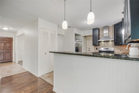House in Orlando, Florida 3 bedrooms, 141.95 sq.m. № 2272922 - photo 19