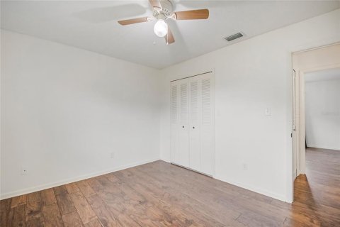 House in Orlando, Florida 3 bedrooms, 141.95 sq.m. № 2272922 - photo 26