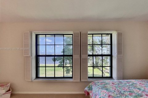 Villa ou maison à vendre à West Palm Beach, Floride: 4 chambres, 228.82 m2 № 2026006 - photo 30