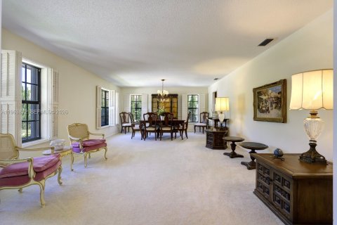 Villa ou maison à vendre à West Palm Beach, Floride: 4 chambres, 228.82 m2 № 2026006 - photo 12