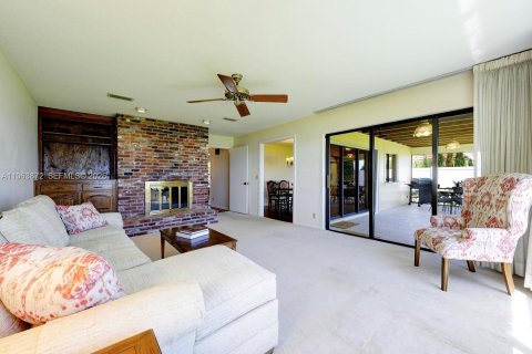 Villa ou maison à vendre à West Palm Beach, Floride: 4 chambres, 228.82 m2 № 2026006 - photo 11