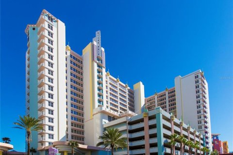 Condominio en Daytona Beach, Florida, 1 dormitorio  № 2106148