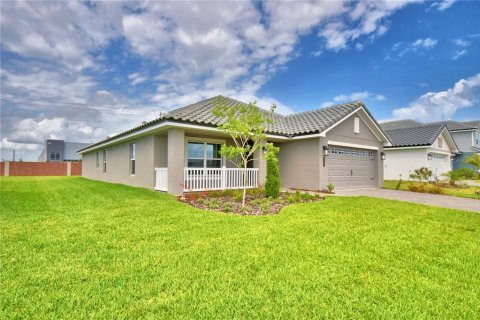 Villa ou maison à vendre à Auburndale, Floride: 3 chambres, 183.02 m2 № 1813416 - photo 2