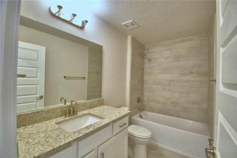 Villa ou maison à vendre à Auburndale, Floride: 3 chambres, 183.02 m2 № 1813416 - photo 16