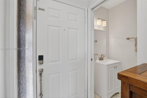 Copropriété à vendre à Plantation, Floride: 2 chambres, 117.99 m2 № 1989948 - photo 12