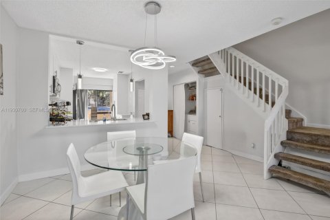 Copropriété à vendre à Plantation, Floride: 2 chambres, 117.99 m2 № 1989948 - photo 7