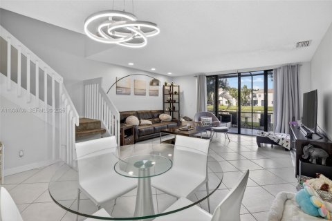 Copropriété à vendre à Plantation, Floride: 2 chambres, 117.99 m2 № 1989948 - photo 6