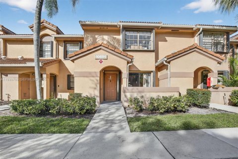 Copropriété à vendre à Plantation, Floride: 2 chambres, 117.99 m2 № 1989948 - photo 2