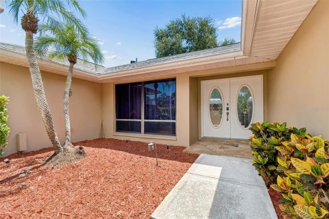 Villa ou maison à vendre à Clearwater, Floride: 4 chambres, 266.26 m2 № 2151619 - photo 5
